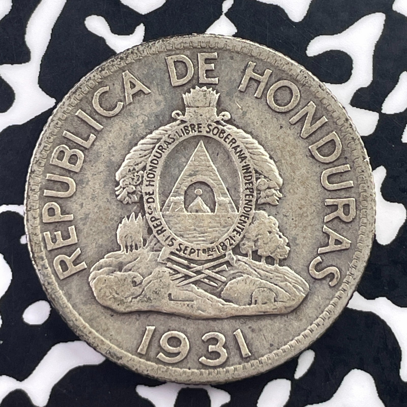 1931 Honduras 1 Lempira Lot#C6799 Silver!