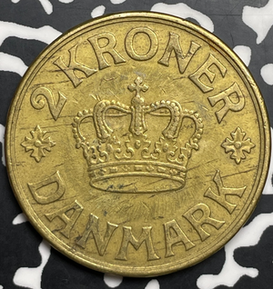 1940-NGJ Denmark 2 Kroner Lot#T9888 Nice!