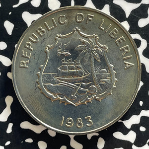 (1983-84) Liberia $2 Dollars Lot#JM0156 High Grade! Beautiful! F.A.O.