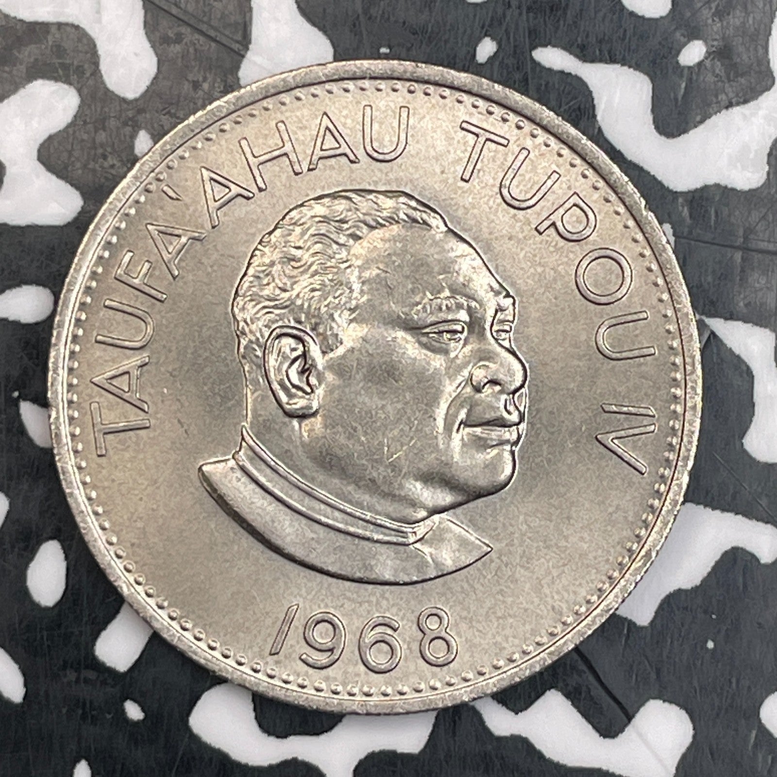 1968 Tonga 20 Seniti Lot#N0205 High Grade! Beautiful!
