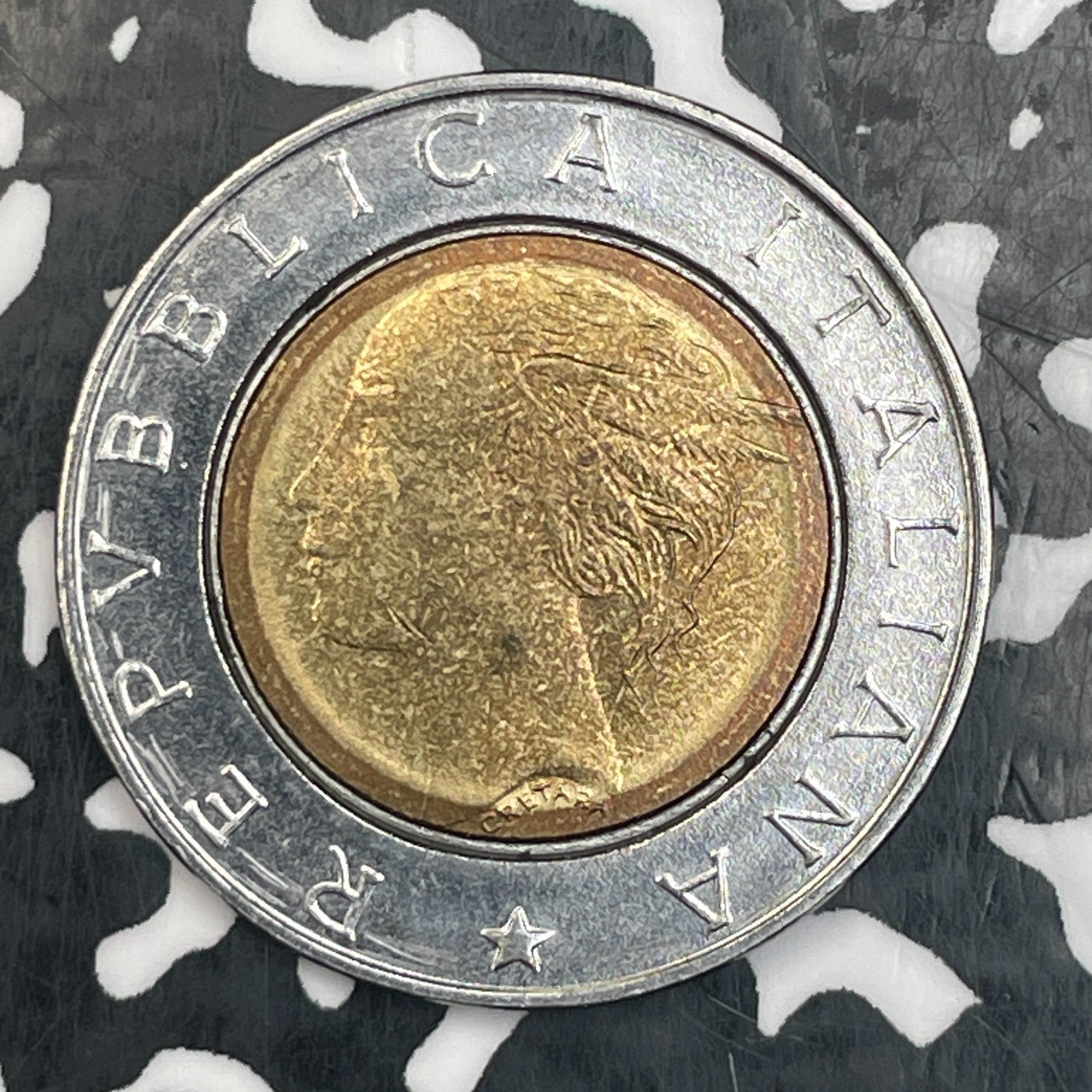 1994-R Italy 500 Lire Lot#N0084 High Grade! Beautiful!