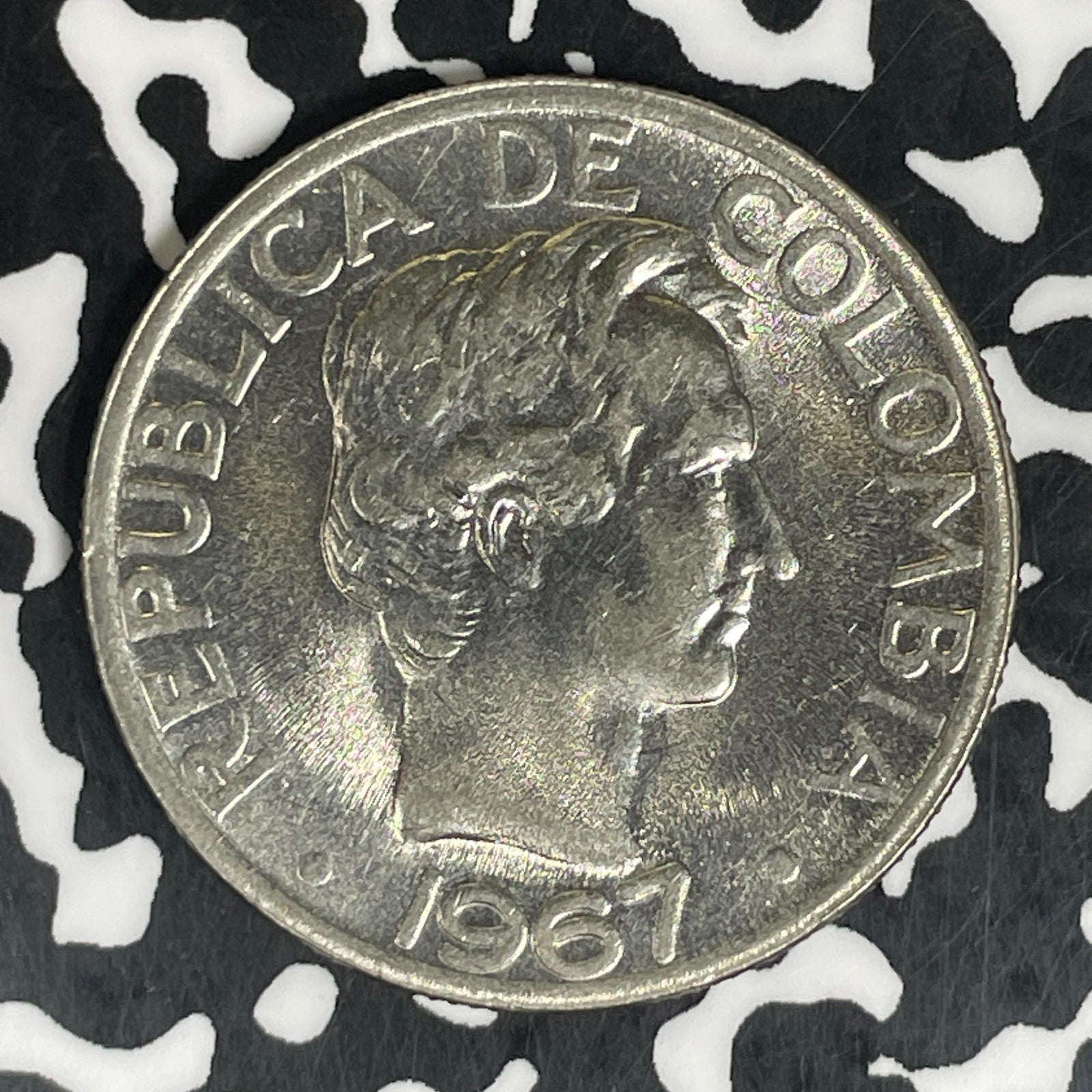 1967 Colombia 50 Centavos Lot#C6030 High Grade! Beautiful!