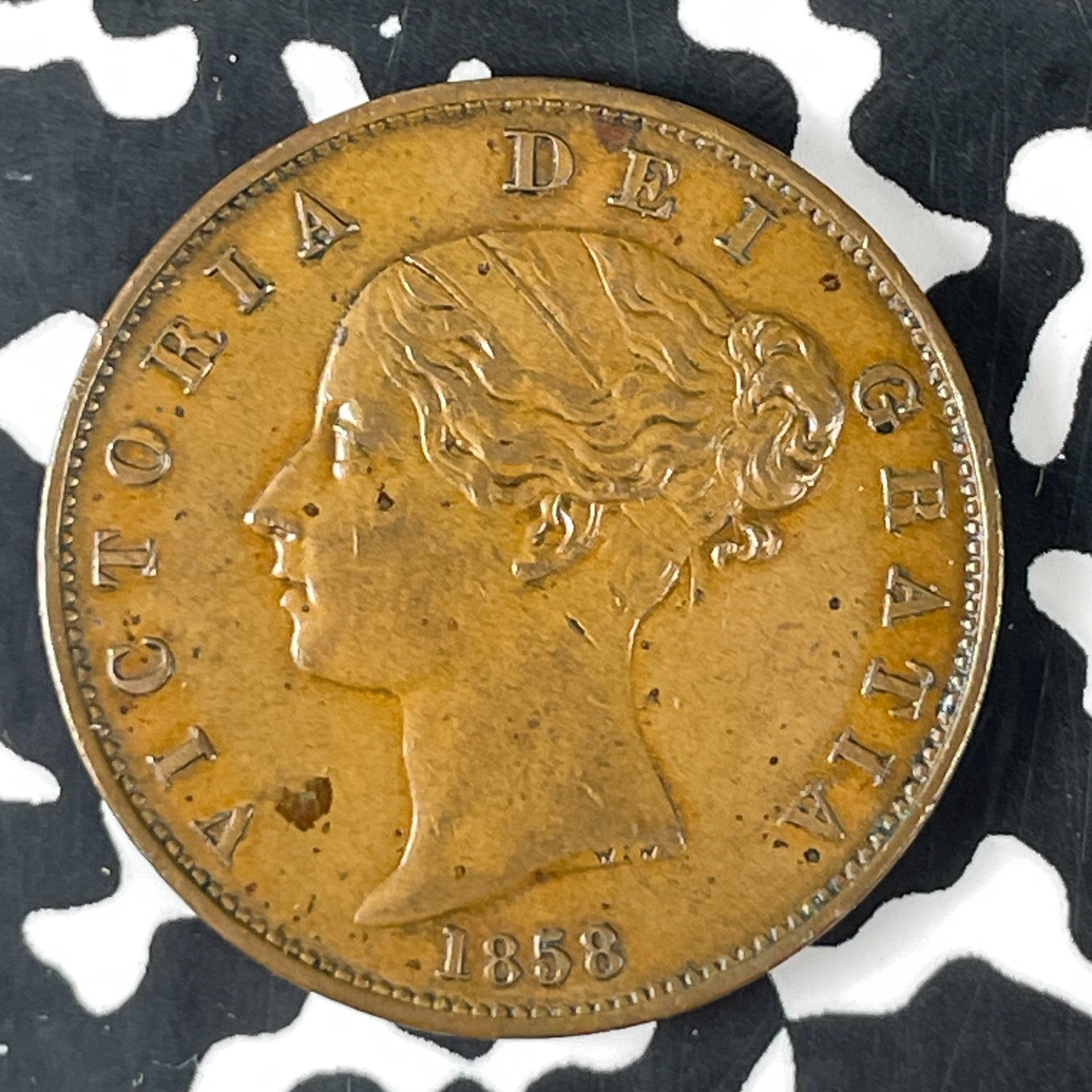 1858 Great Britain 1/2 Penny Half Penny Lot#F0291 Nice!