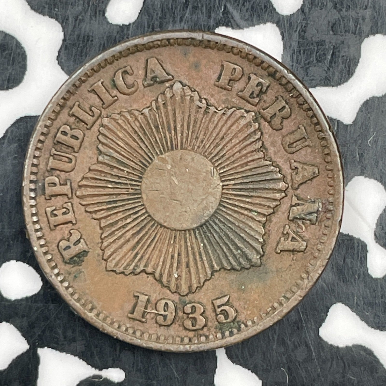 1935 Peru 1 Centavo Lot#F9474