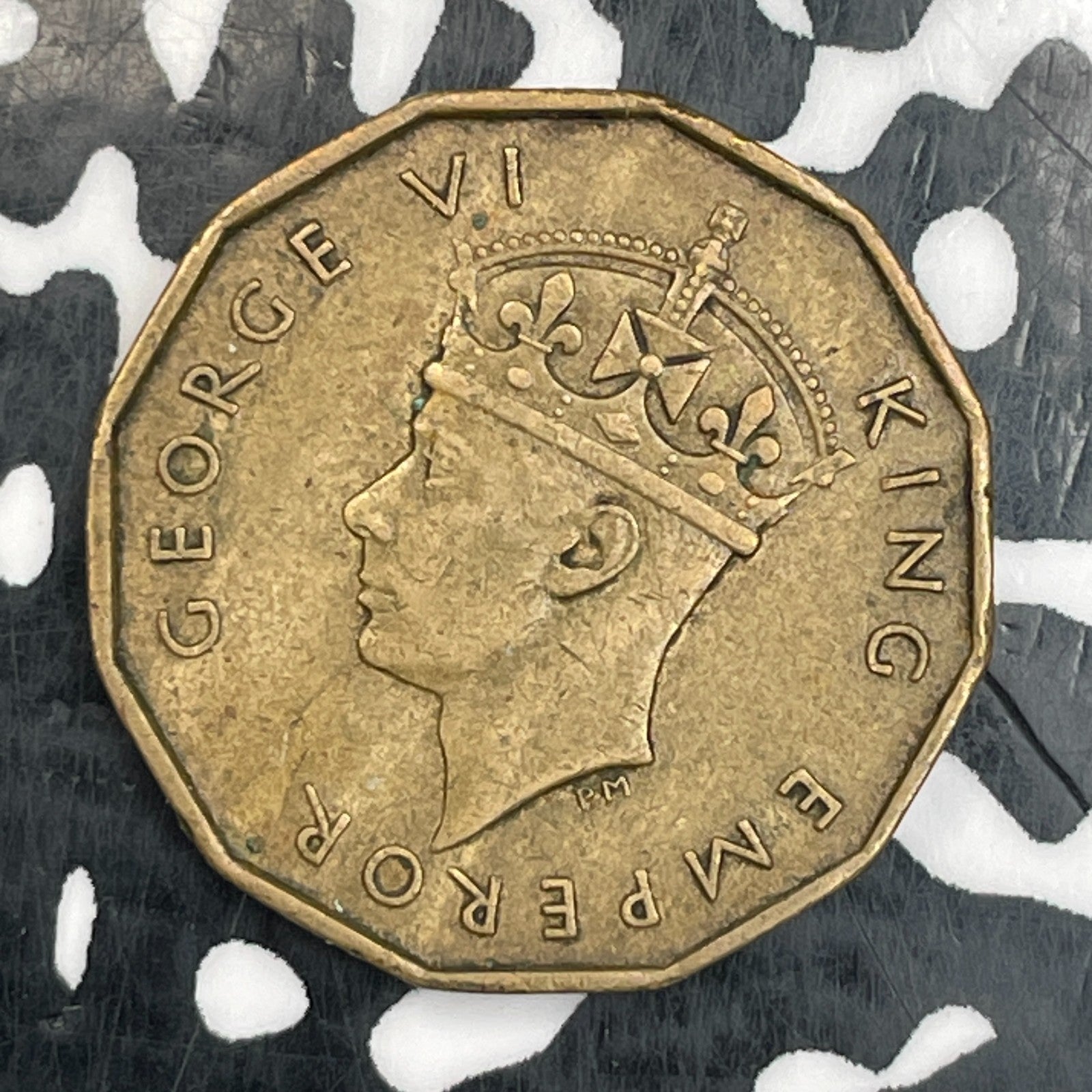 1947 Fiji 3 Pence Lot#N0185
