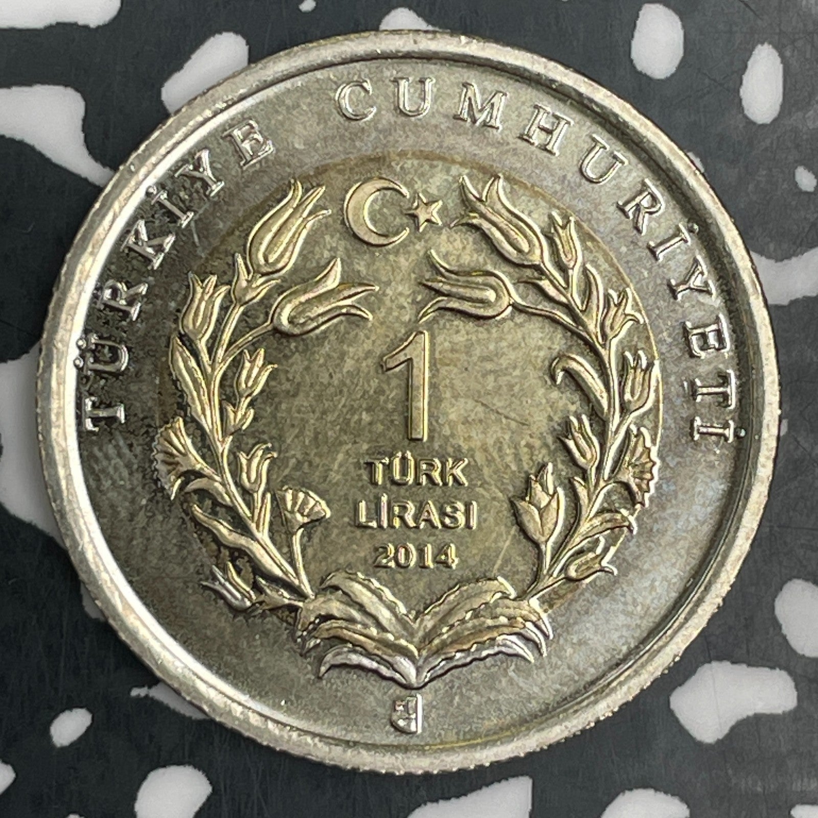2010 Turkey 1 Lira Lot#F9574 High Grade! Beautiful! Anatolian Eagle