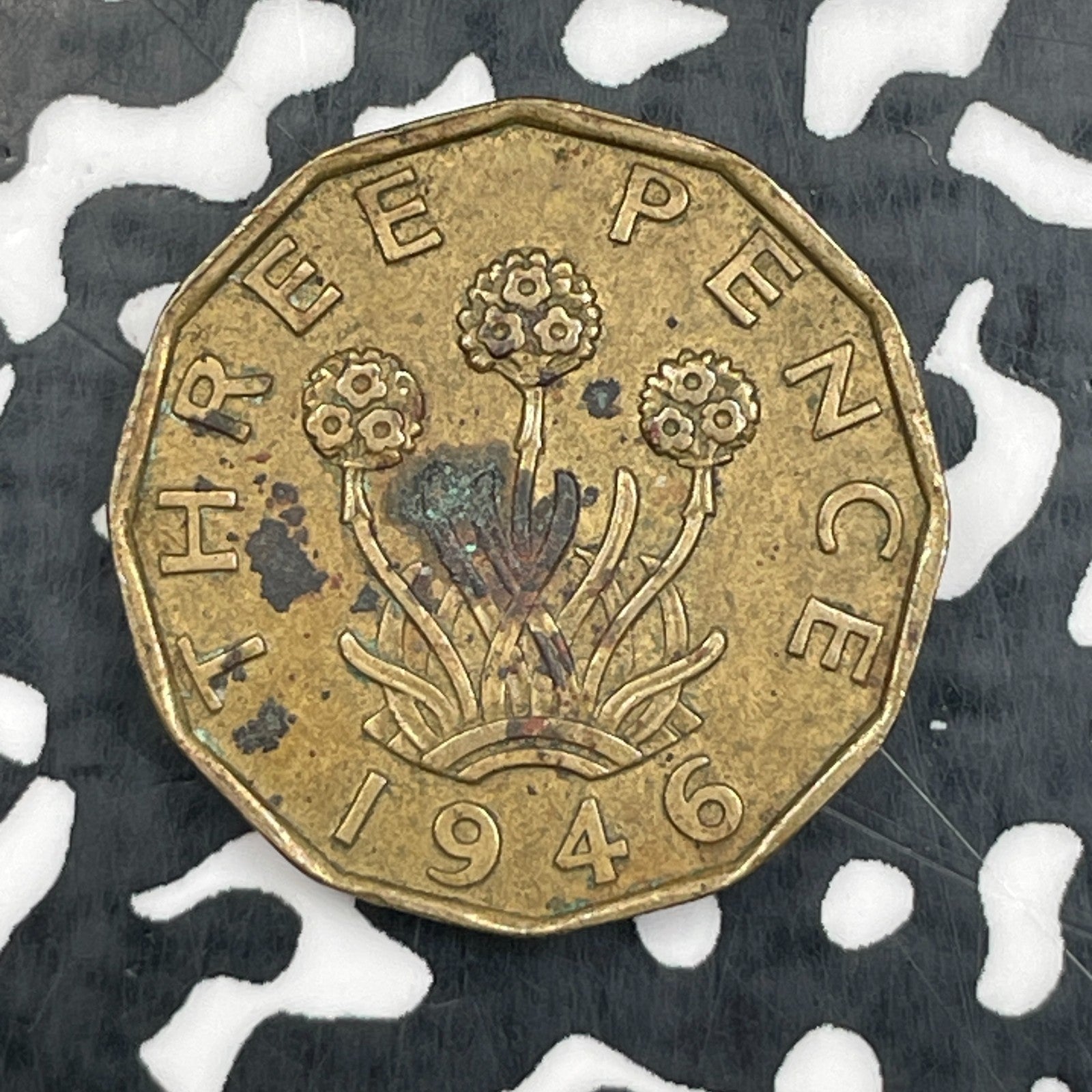 1946 Great Britain 3 Pence Threepence Lot#N2141 Key Date!