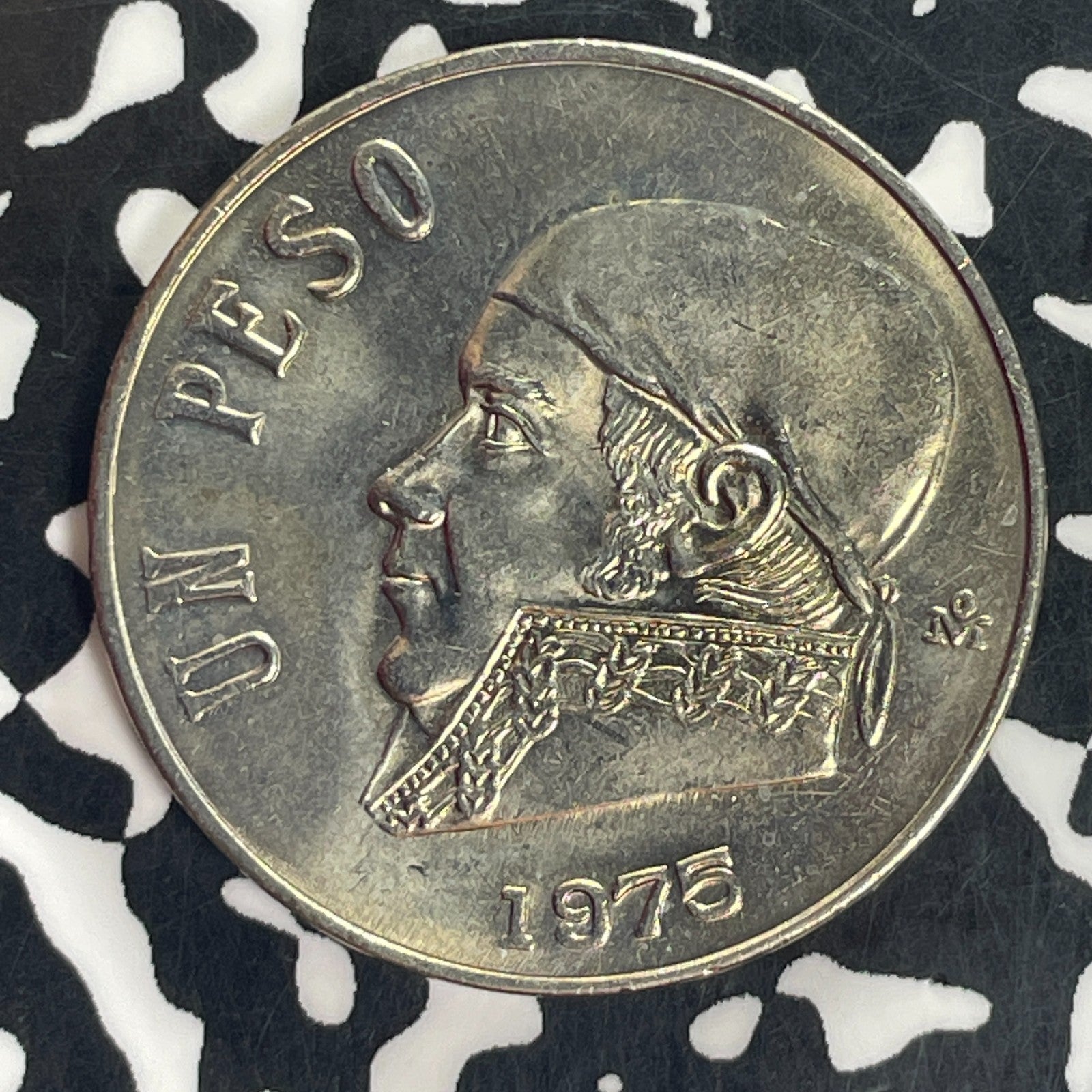 1975 Mexico 1 Peso Lot#C4960 High Grade! Beautiful!