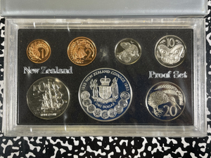 1983 New Zealand 7x Coin Proof Set Lot#B2624 Including Silver! With Case