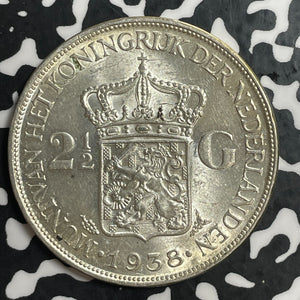 1938 Netherlands 2 1/2 Gulden Lot#T3164 Large Silver Coin!