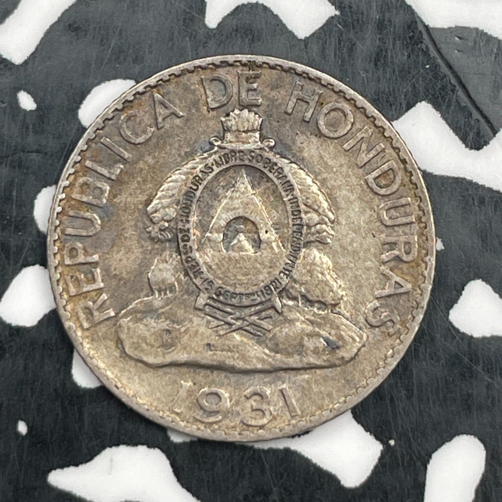 1931 Honduras 20 Centavos Lot#N1059 Silver!