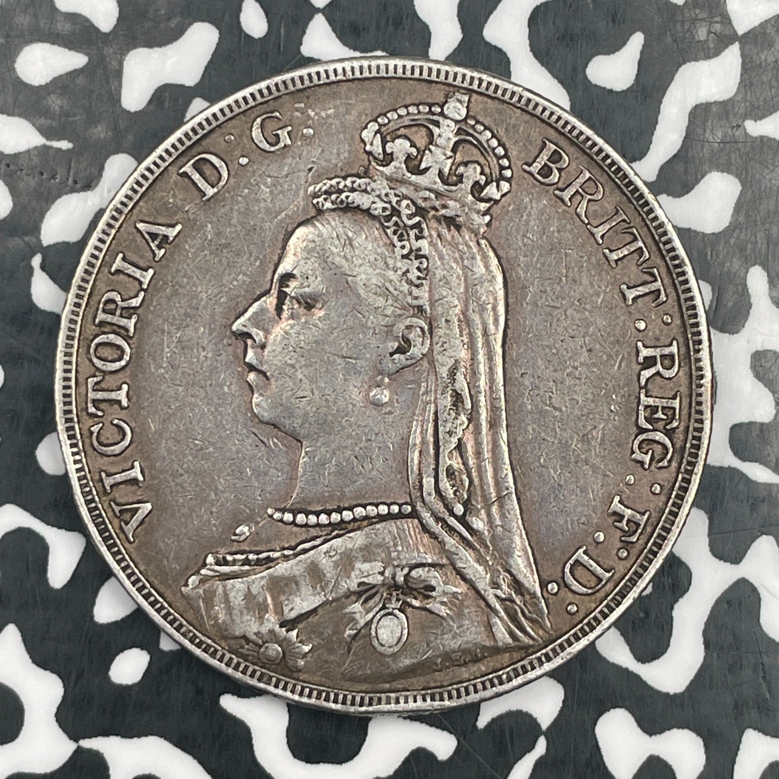 1889 Great Britain Victoria 1 Crown Lot#JM2338 Large Silver!