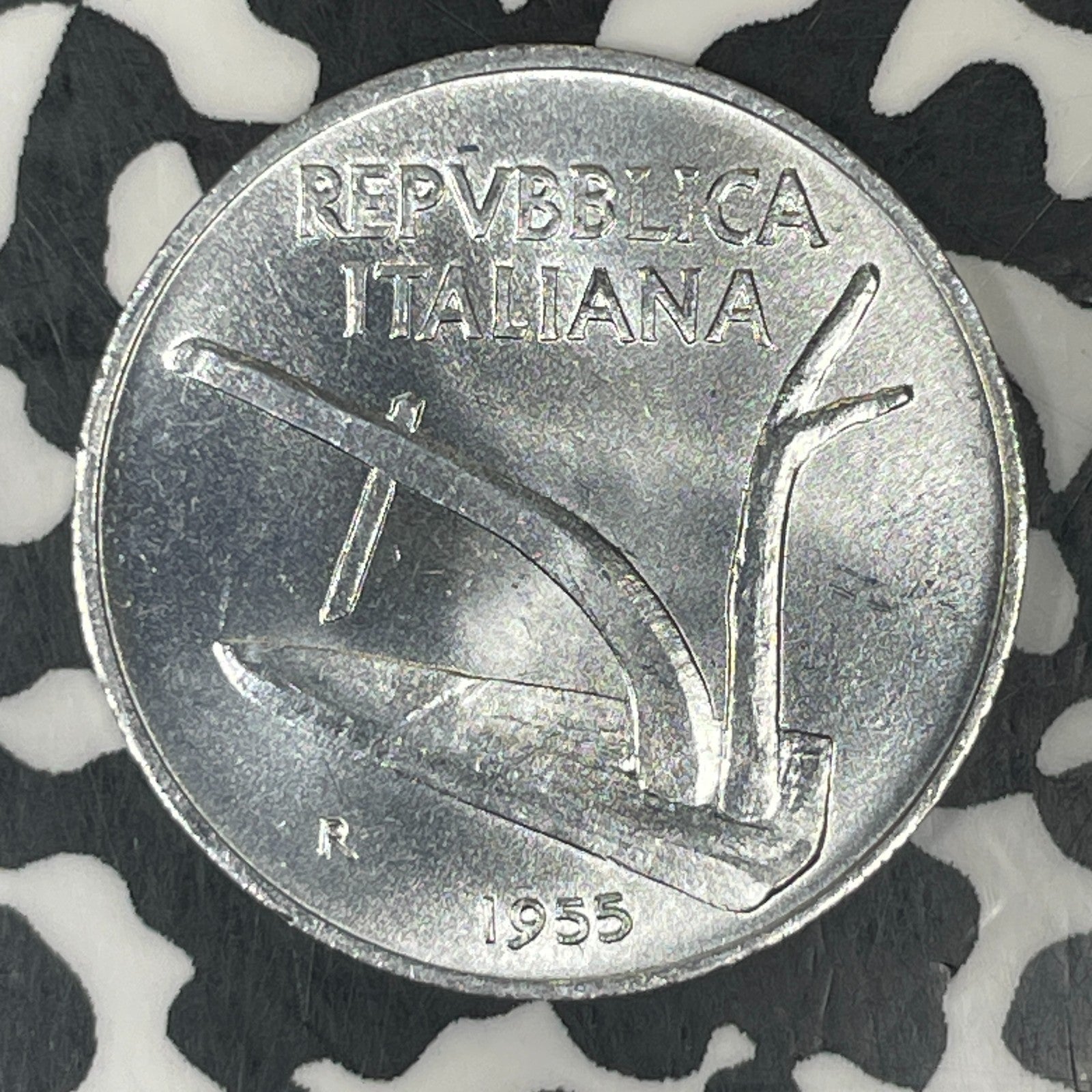 1955-R Italy 10 Lire Lot#C8212 High Grade! Beautiful!