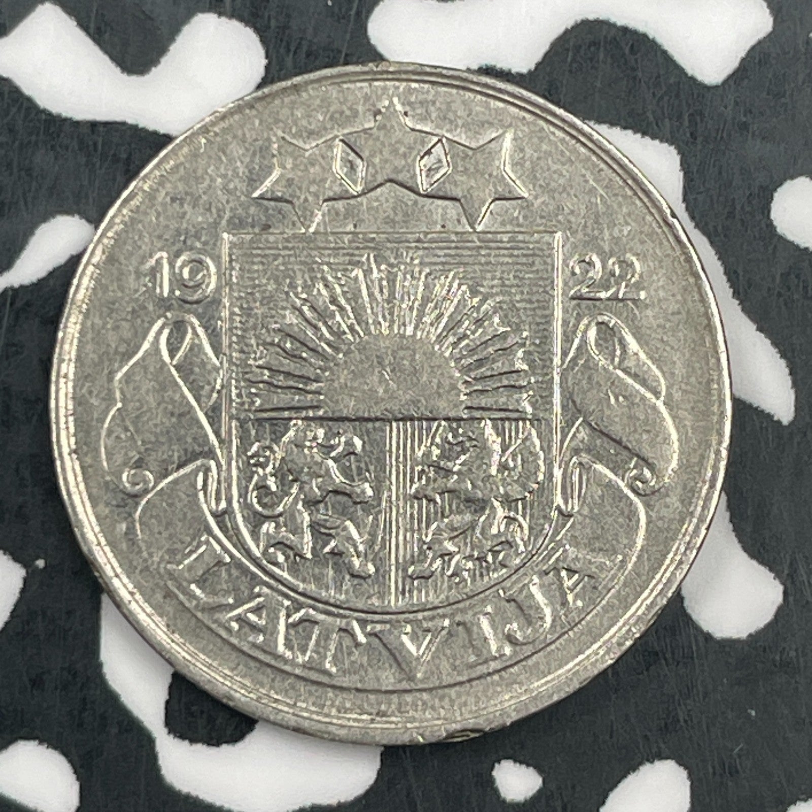 1922 Latvia 10 Santimu Lot#F8436