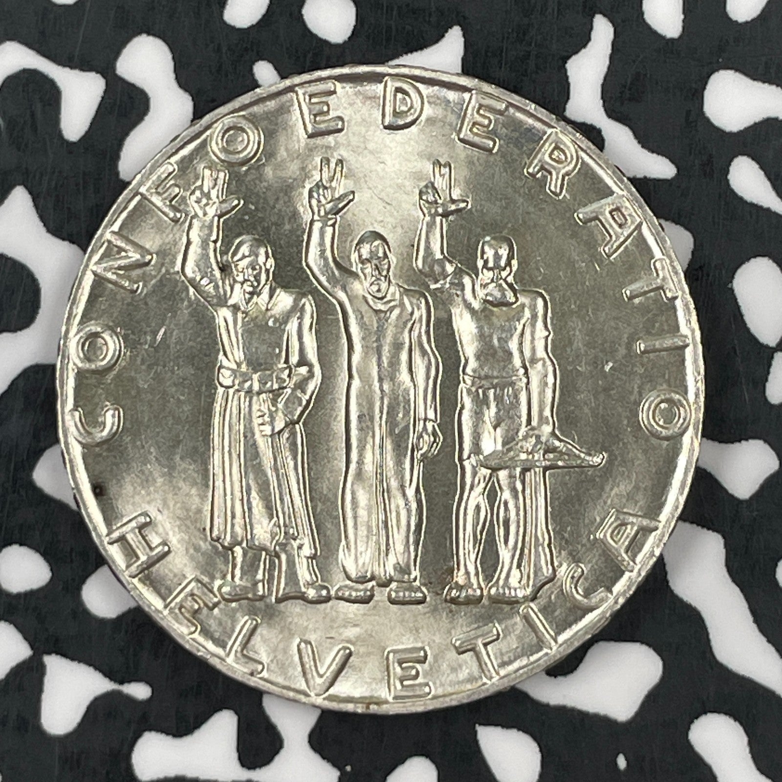 1941-B Switzerland 5 Francs Lot#JM1484 Silver! High Grade! Beautiful!