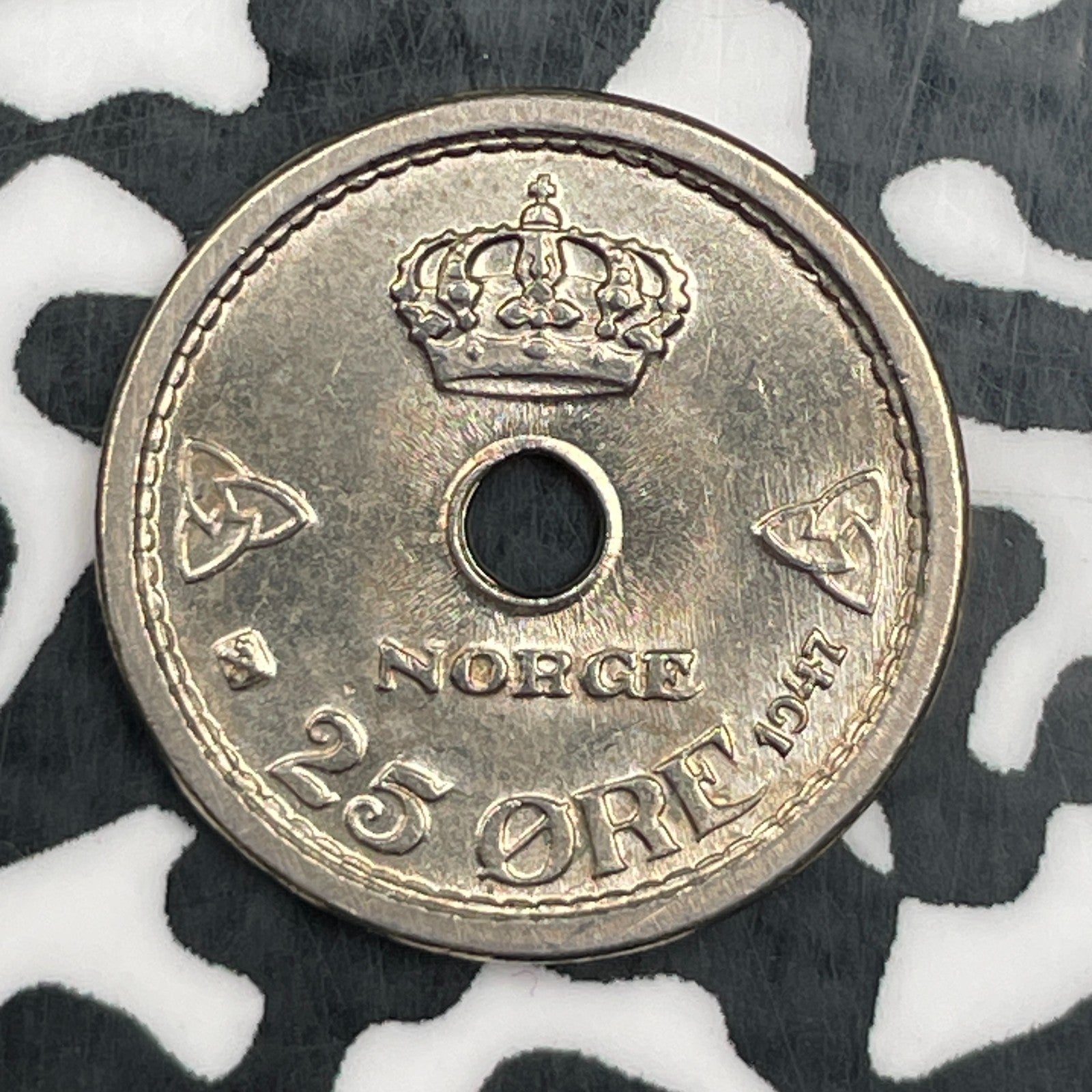 1947 Norway 25 Ore Lot#N2941 High Grade! Beautiful!