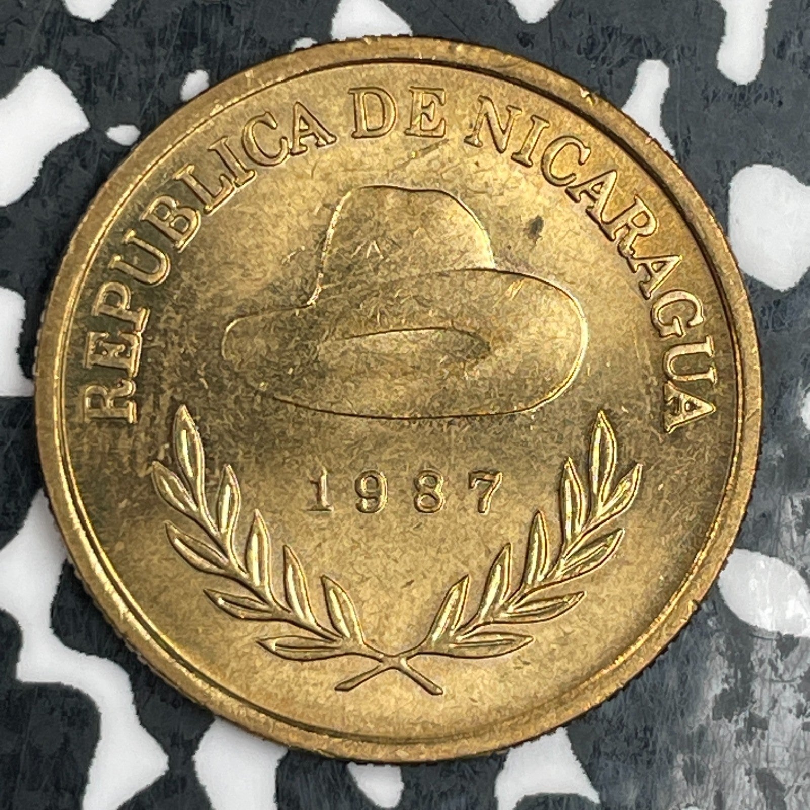 1987 Nicaragua 1 Cordoba Lot#N0612 High Grade! Beautiful!