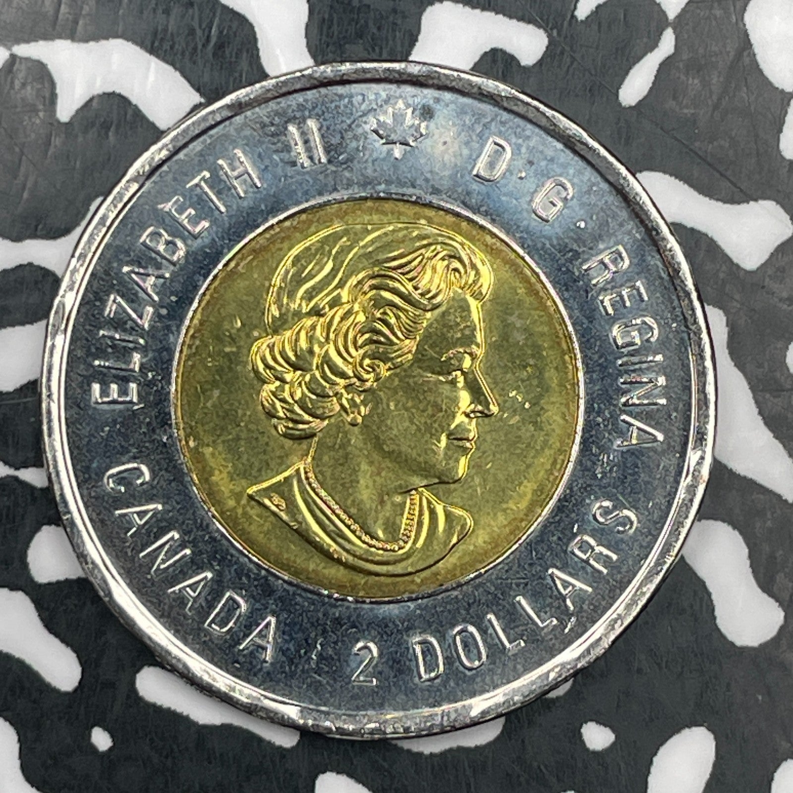 2017 Canada $2 Dollars Lot#F9686 High Grade! Beautiful! WW1