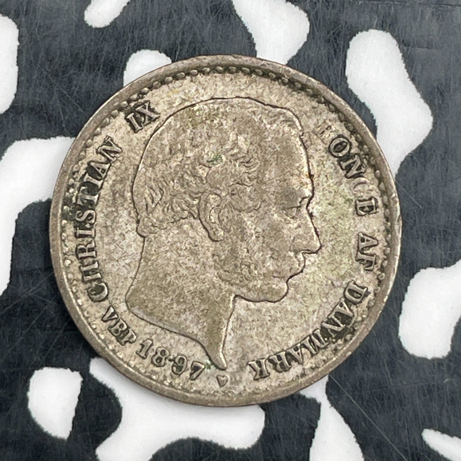 1897 Denmark 10 Ore Lot#N2749 Silver!