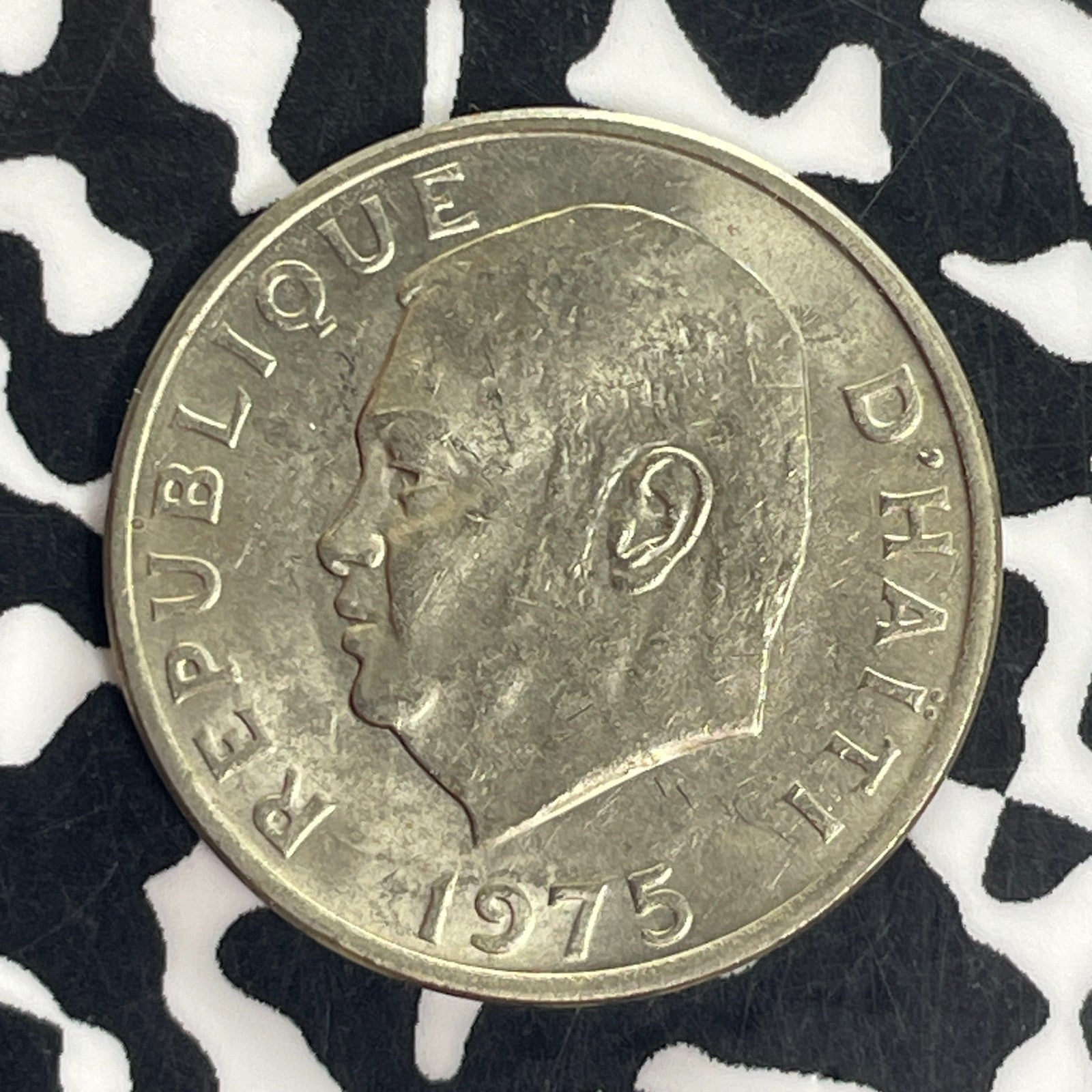 1975 Haiti 10 Centimes Lot#C4982 High Grade! Beautiful!