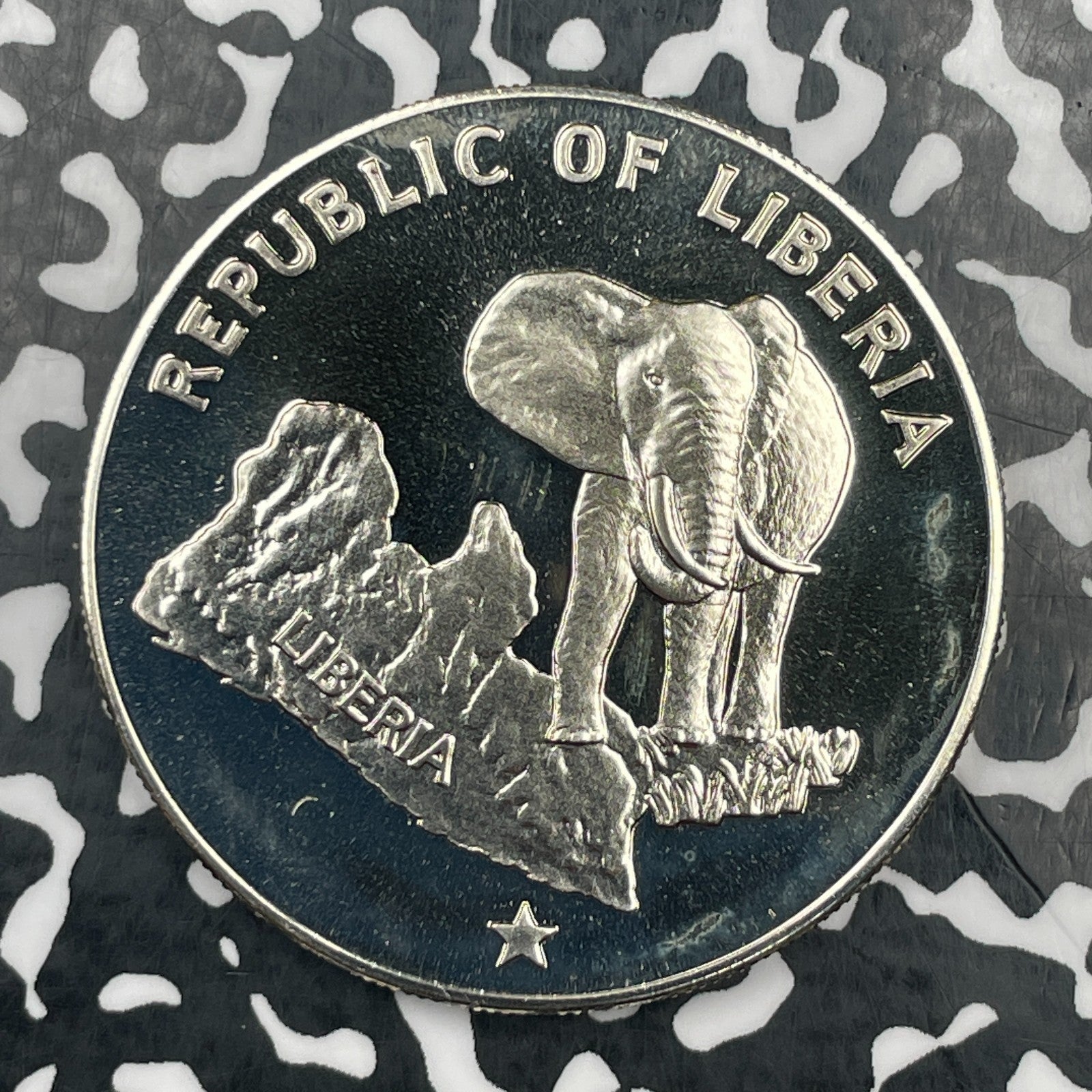 1975 Liberia Elephant $5 Dollars Lot#JM1944 Large Silver! Proof!