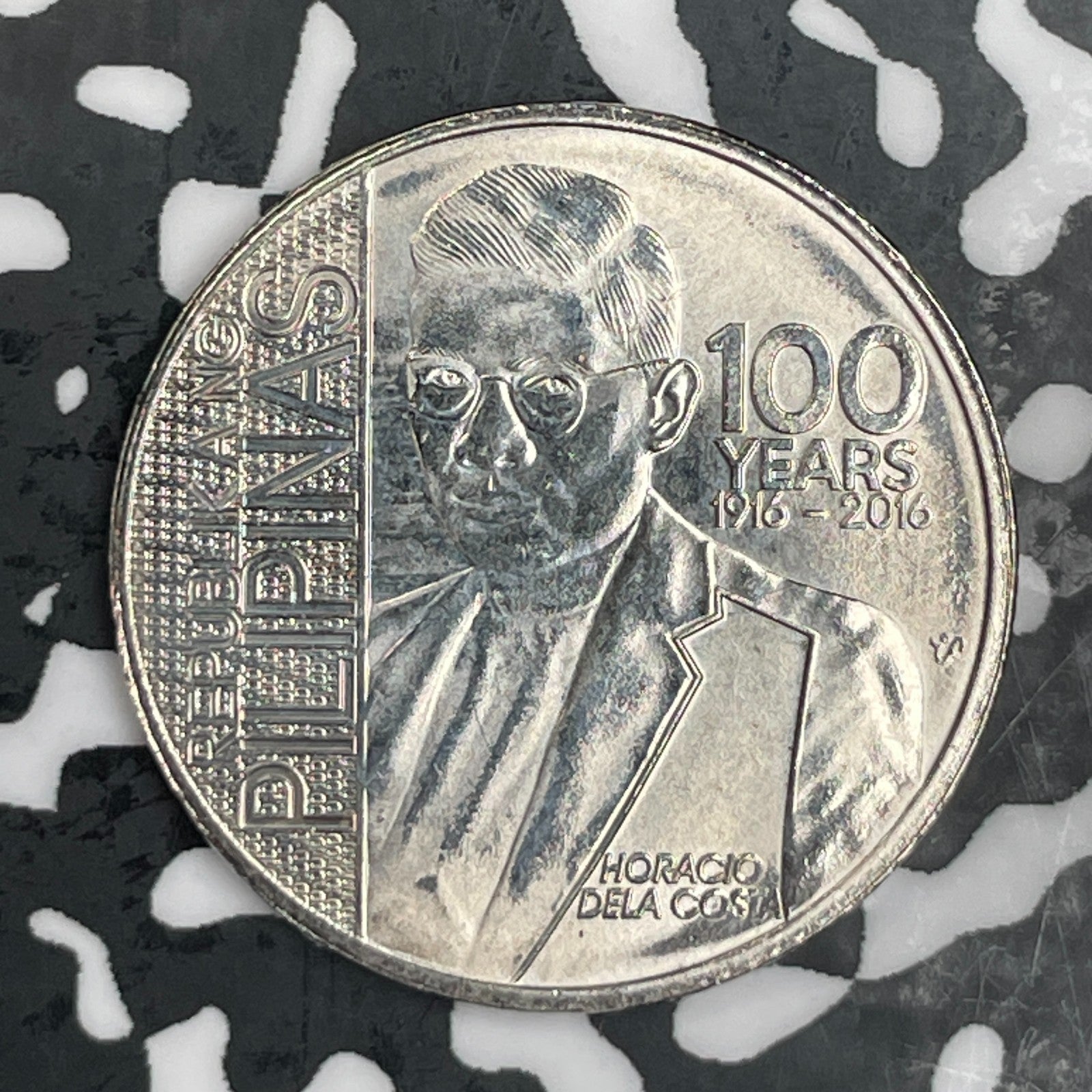 2016 Philippines 1 Piso Lot#N0442 High Grade! Beautiful!  Horacio de la Costa