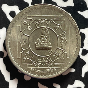 (1979) Nepal 1 Rupee Lot#T4402 High Grade! Beautiful!