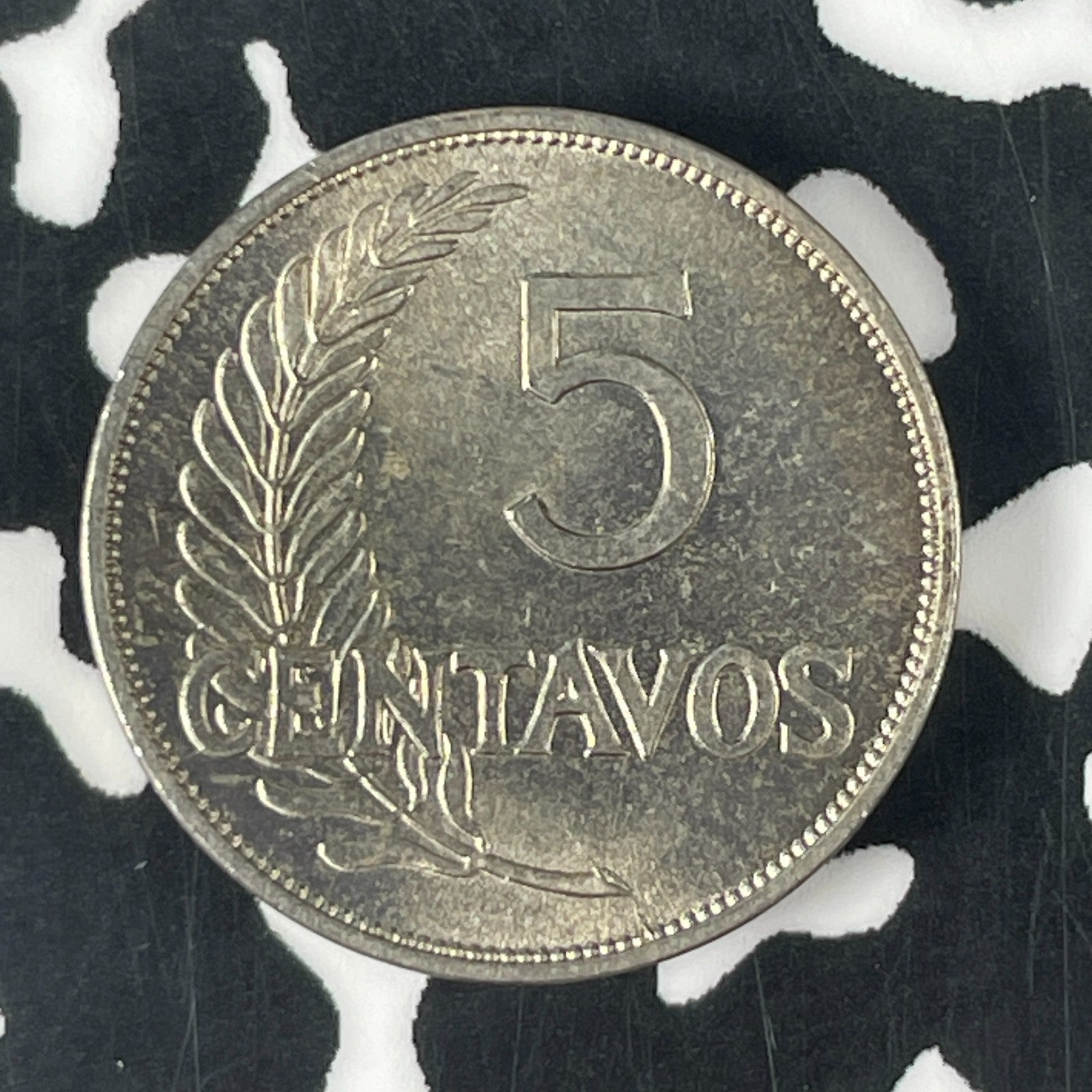 1939 Peru 5 Centavos Lot#F0535 High Grade! Beautiful!