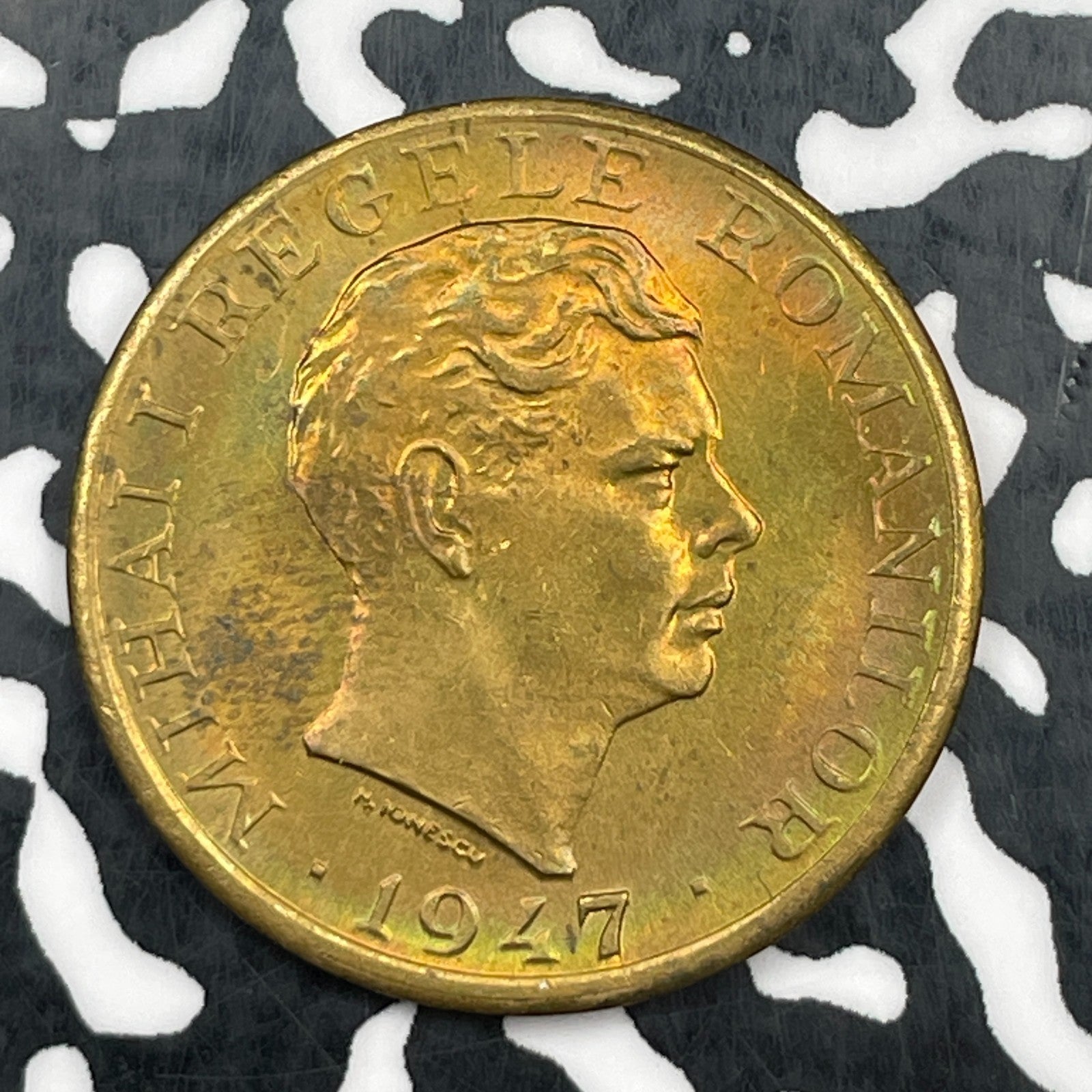 1947 Romania 10,000 Lei Lot#N1218 High Grade! Beautiful Toning!