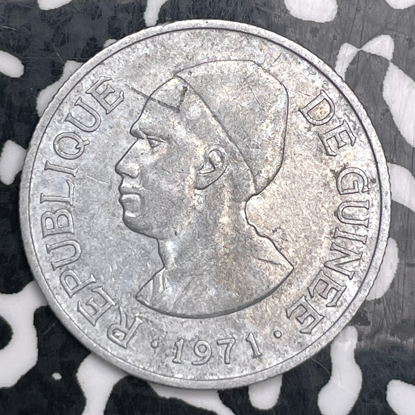 1971 Guinea 2 Francs Lot#F6637