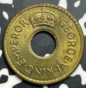 1942 Fiji 1/2 Penny Half Penny Lot#T9390 Nice!